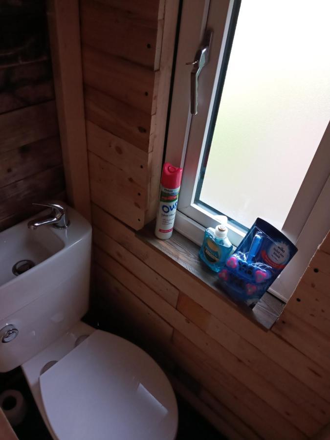 Campsite Orchard Meadow Shepherd Huts Leek-buxton-ashbourne