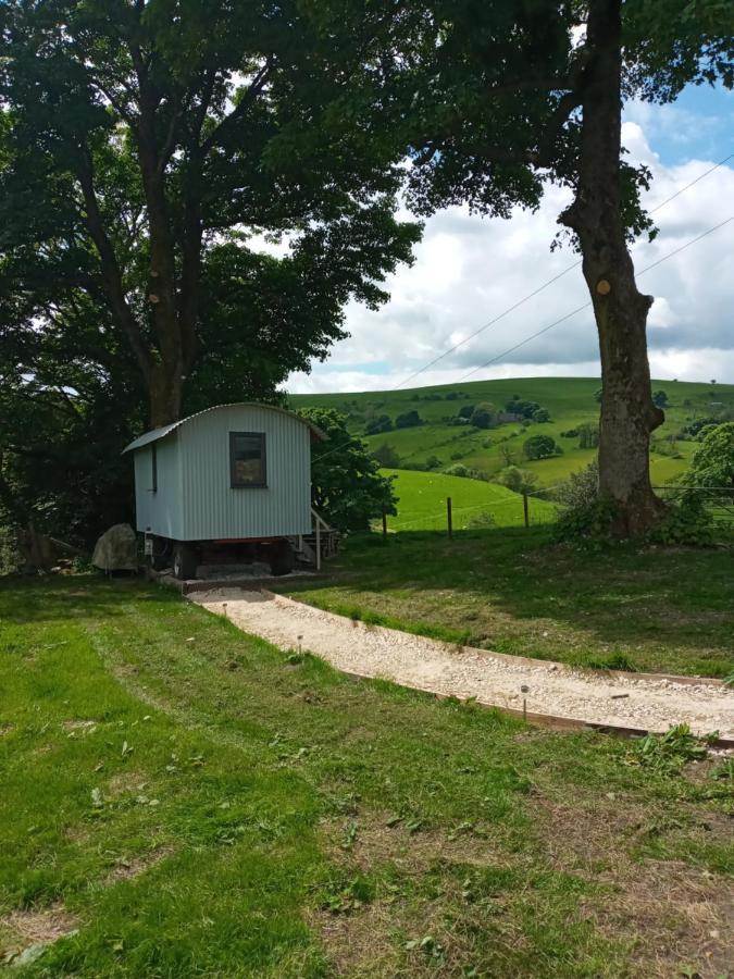 Orchard Meadow Shepherd Huts Leek-buxton-ashbourne Campsite Upper Elkstone