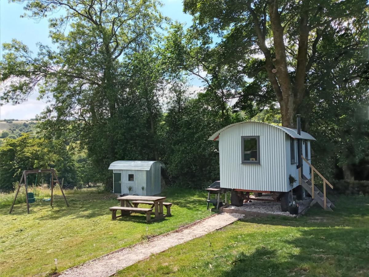 Campsite Orchard Meadow Shepherd Huts Leek-buxton-ashbourne