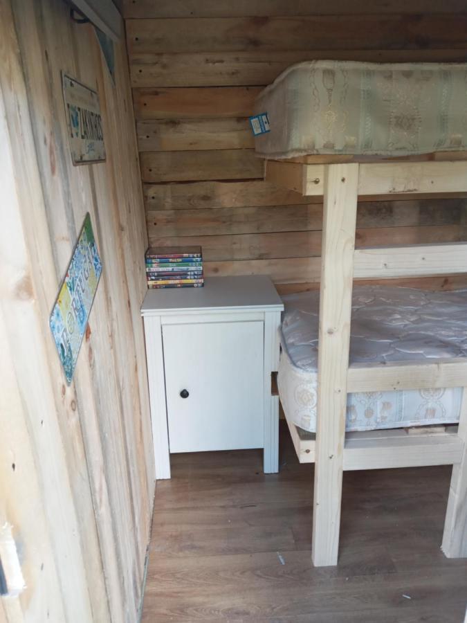 Orchard Meadow Shepherd Huts Leek-buxton-ashbourne Campsite Upper Elkstone